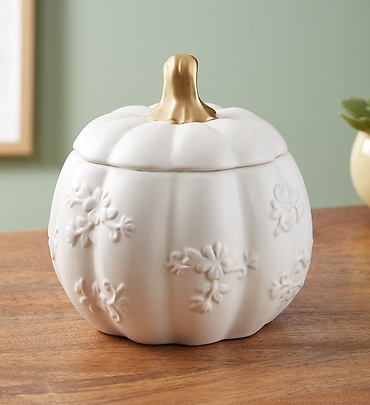 Plentiful White Pumpkin