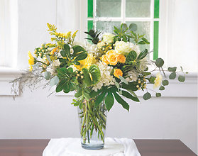 Sunny Elegance Vase Bouquet