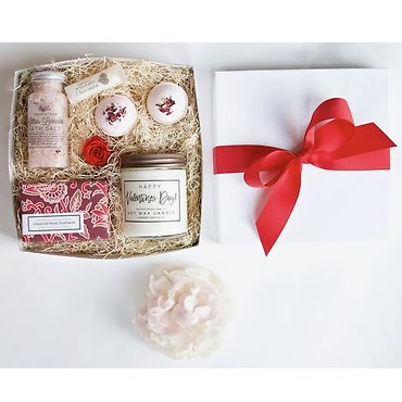 Valentine\'s Day Luxury Spa Box