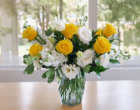 Sunny Delights Vase Bouquet